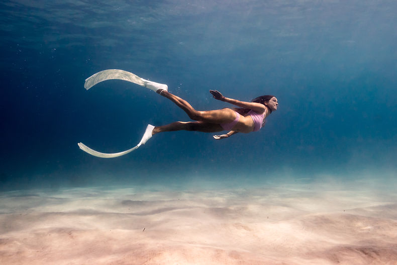 domi freedive in pink os bikini (2).jpg