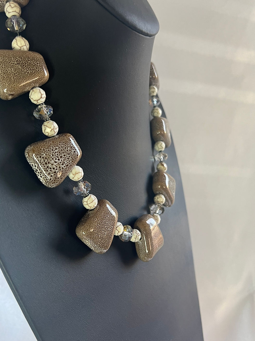 Thumbnail: Donna Dressler Old Sterling Fashion Porcelain Necklace- Side
