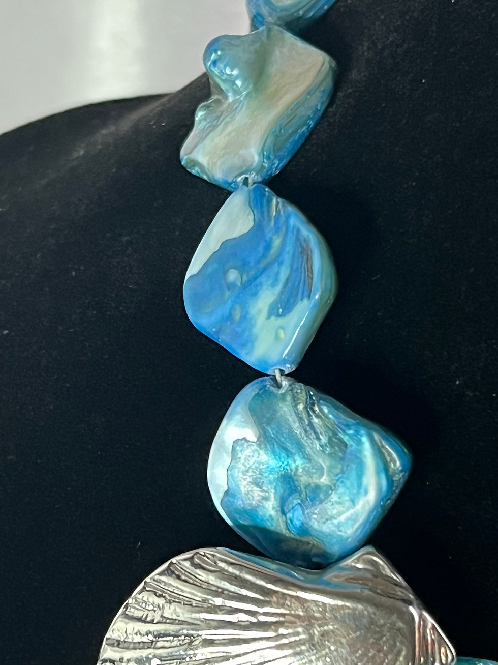 Thumbnail: simulated Mother of Pearl Beads