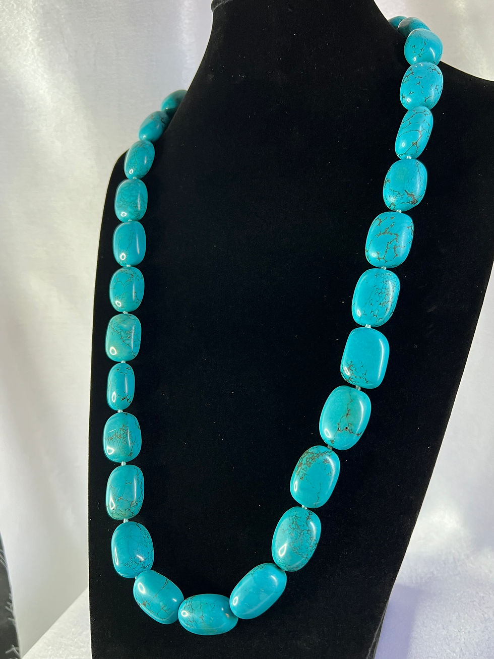 Thumbnail: 378 Gram Turquoise Necklace - .925 Clasp - 31"- 25 x 20 mm Stones