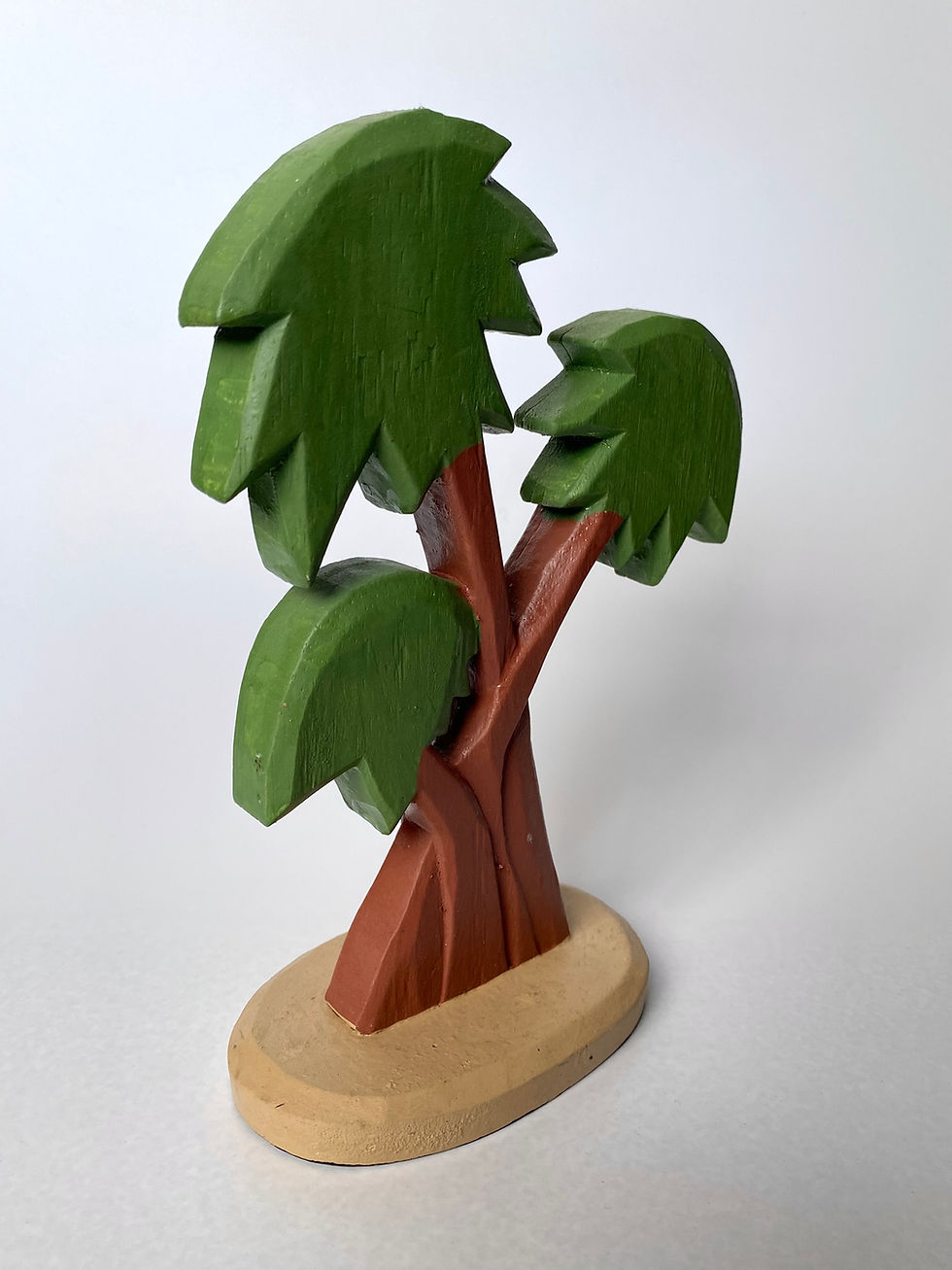 Thumbnail: Noah's Ark Tree (Dark Green)