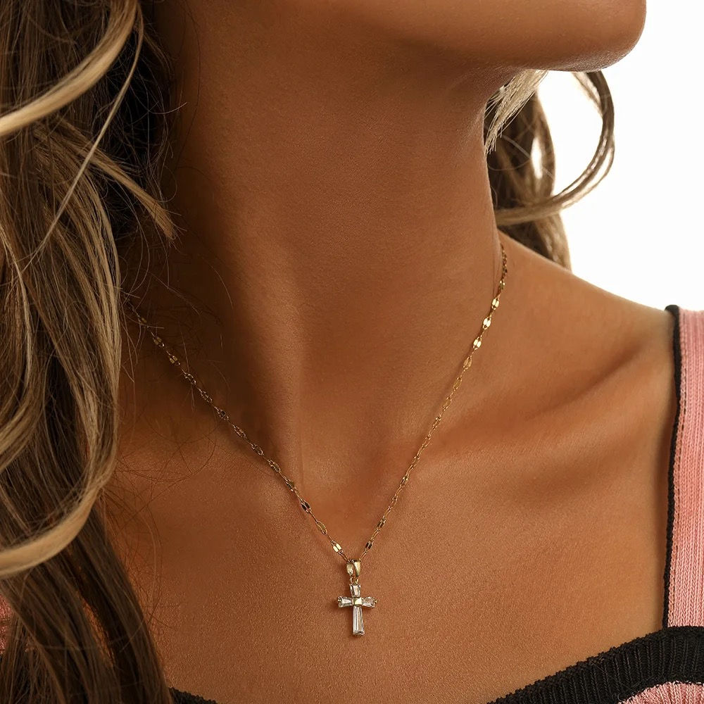 Dainty cross necklace