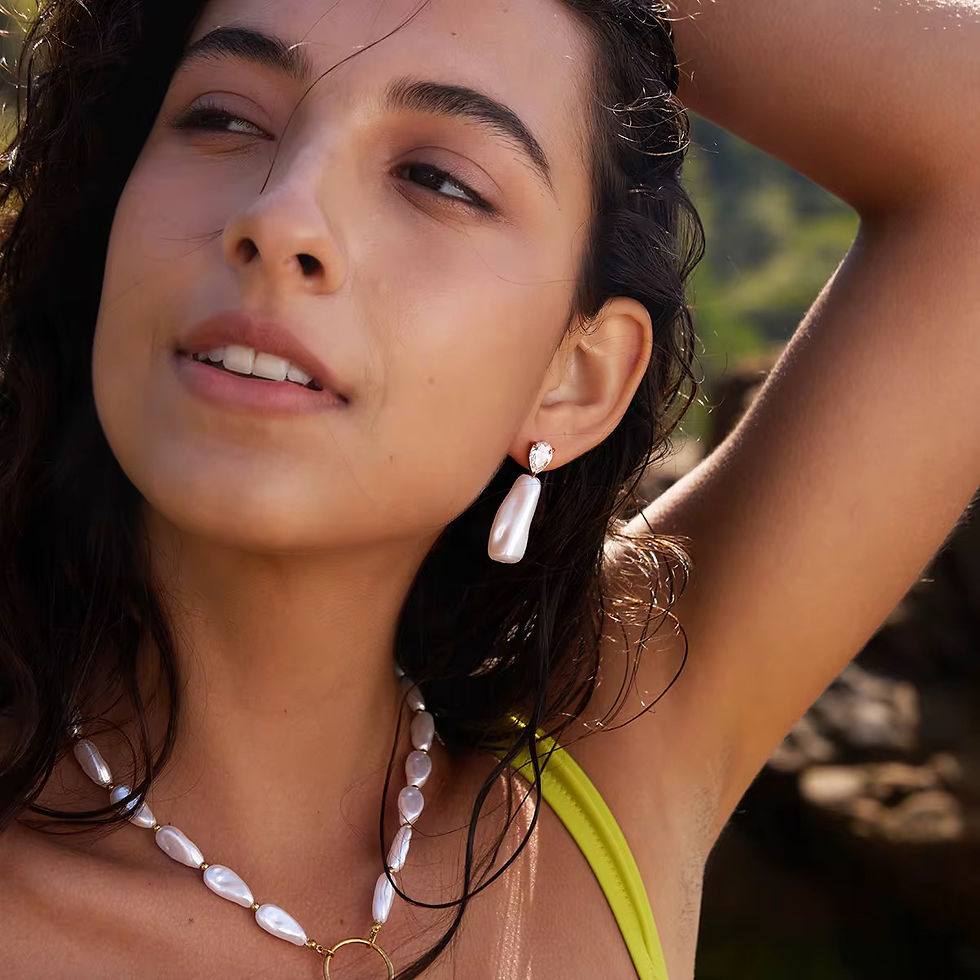 Thumbnail: Fresh Water Pearl studs