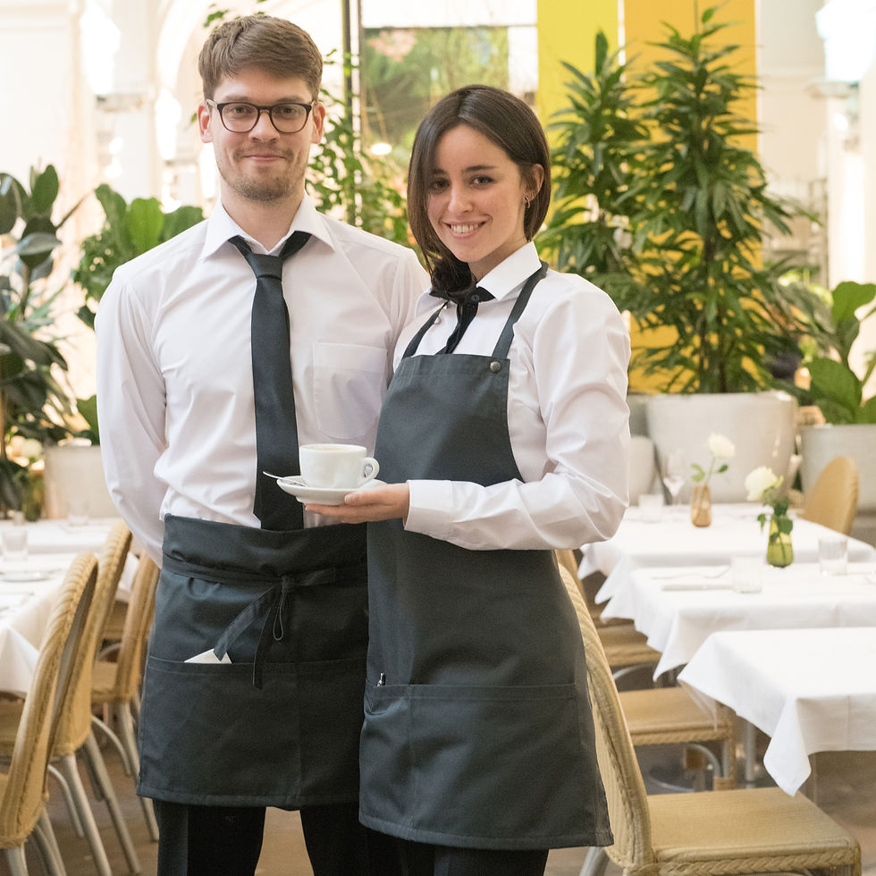 Thumbnail: LS01 Latzschurz kurz "dress4service" Imagebild 01