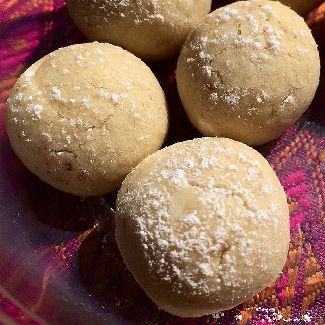 Italian Wedding Cookies