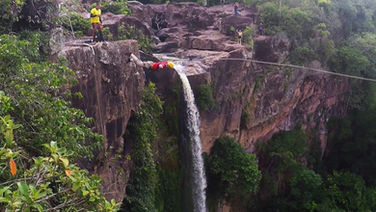 Rope Jump Cachoeira Rio do Peixe