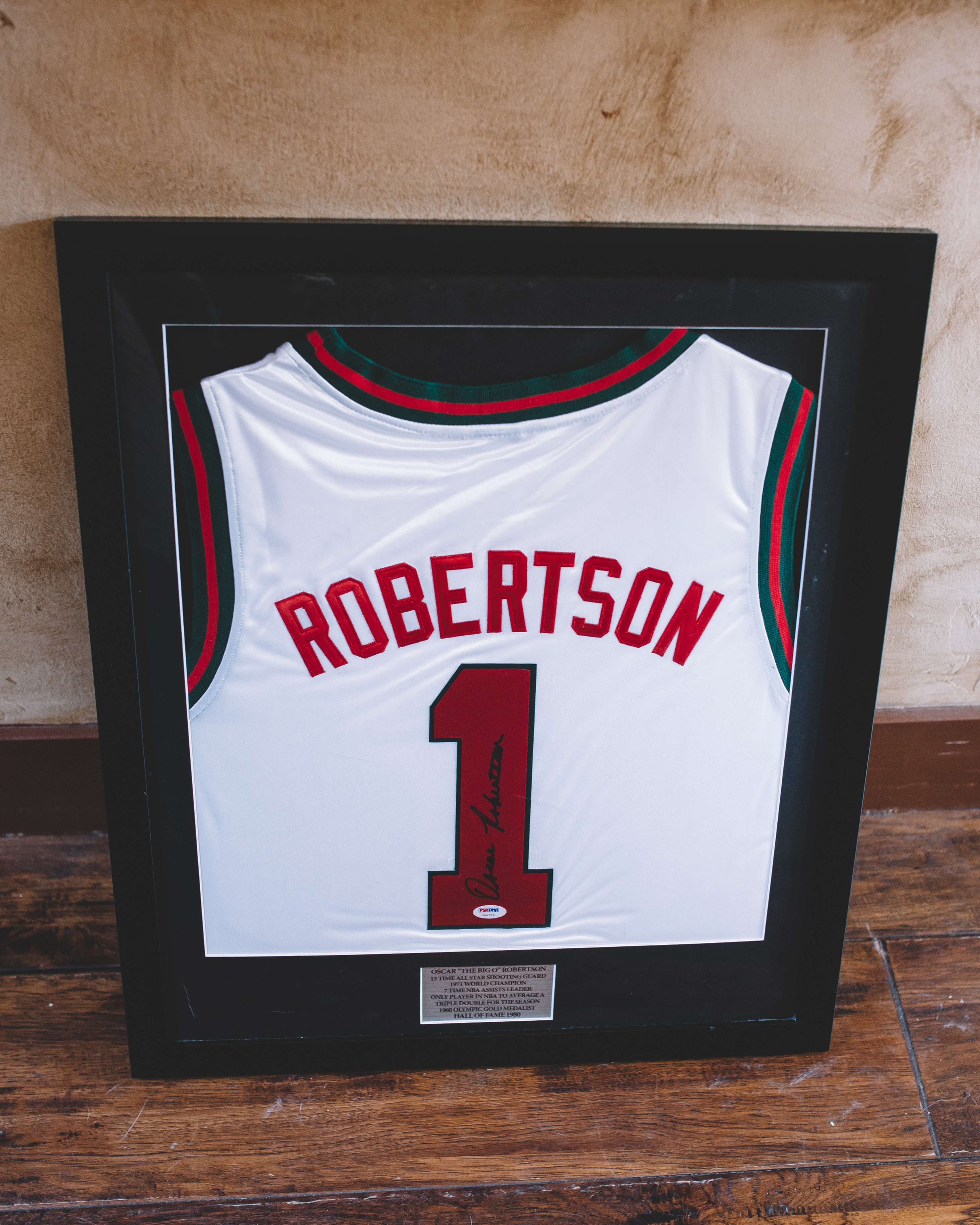 Oscar Robertson Bucks Small Framed Jersey