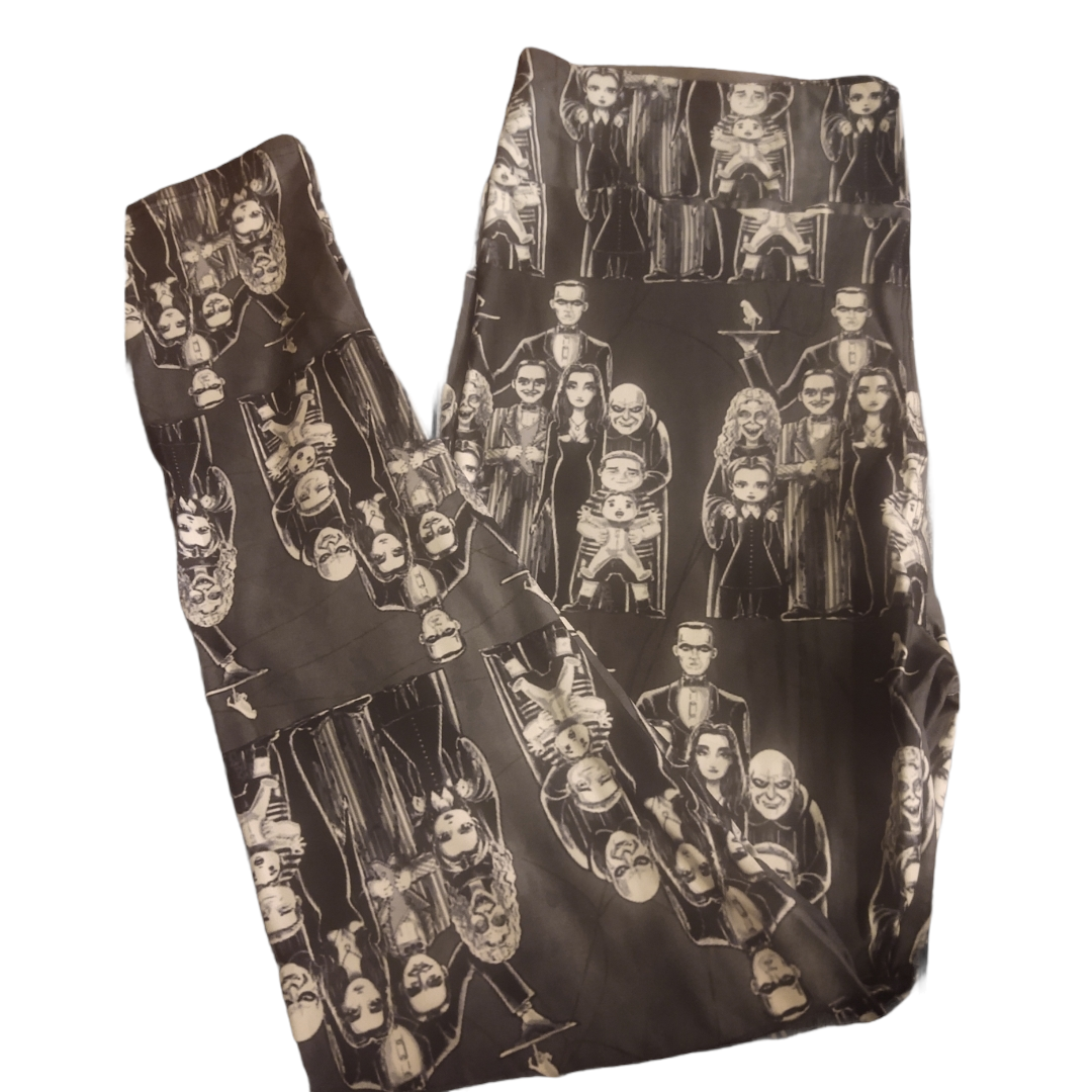 Adams Family soft leggings Plus 14 to 22