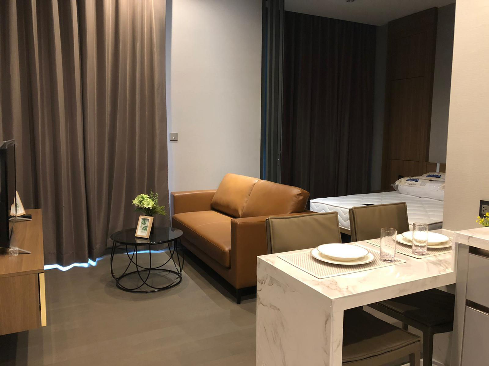 sample THE ESSE SINGHA Complex