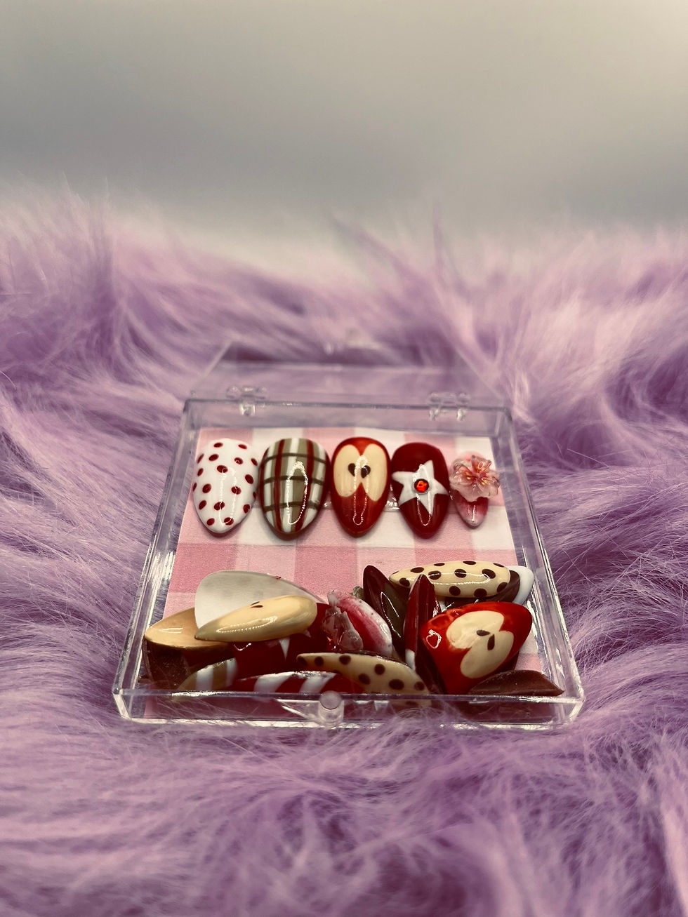 Thumbnail: Apple Crisp Nails Full Set