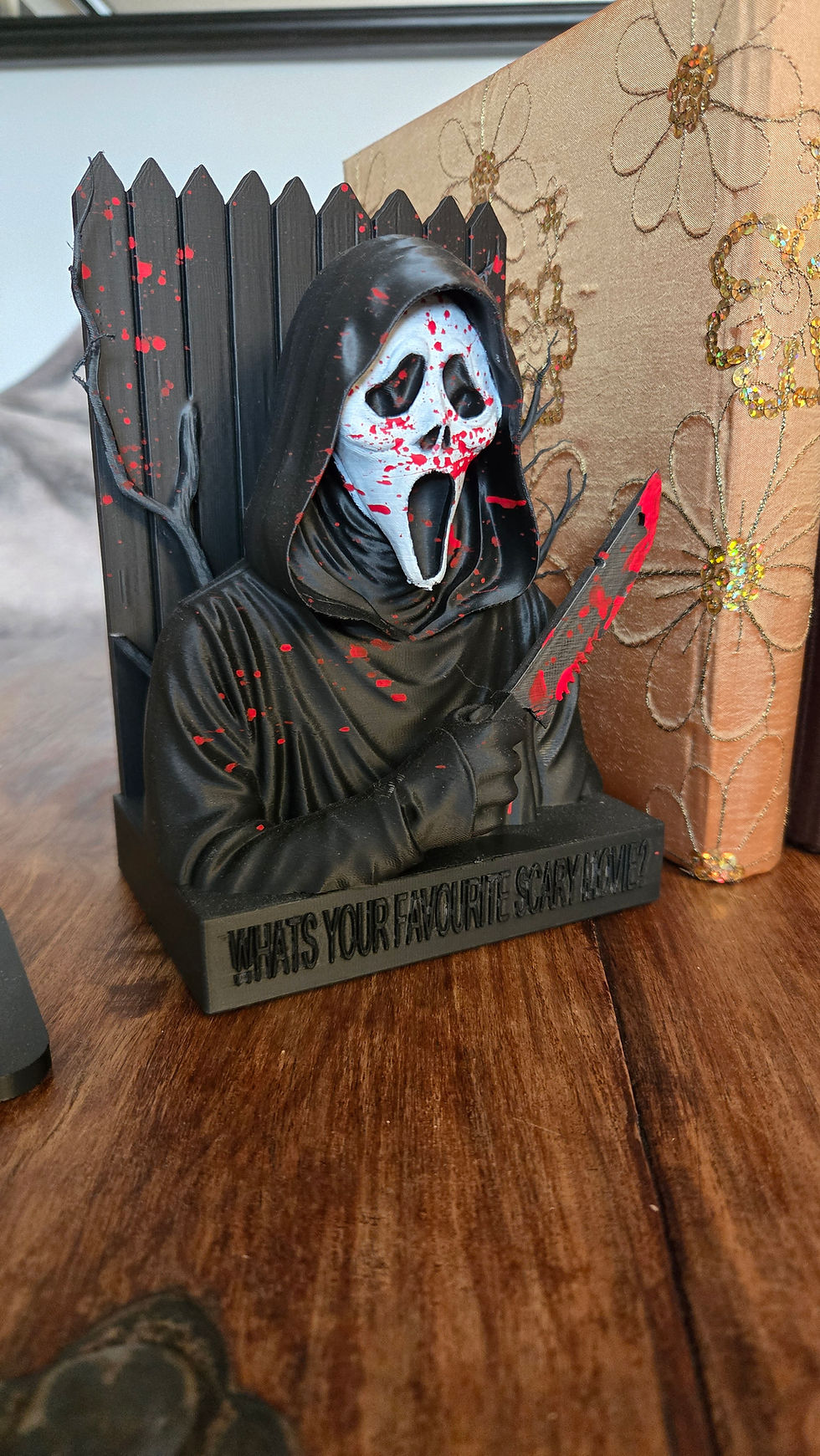 Thumbnail: Scream Book End