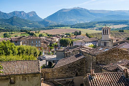 bourdeaux-village-perche-drome-provencale.jpg
