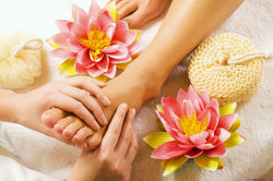manicure-pedicure.jpeg