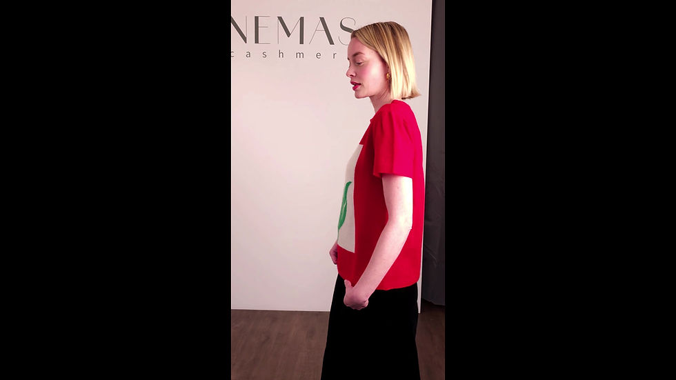Thumbnail: Graphic tulip intarsia short sleeve cashmere top in fine, exclusive knit