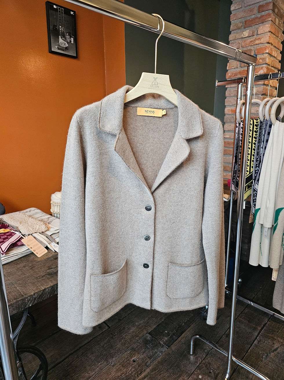 Thumbnail: Mongolian cashmere jacket