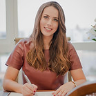 Dra Cristiane Romani - Cirurgiã Dentista, especialista em Harmonização Orofacial, Ortodontia e Ortopedia Facial