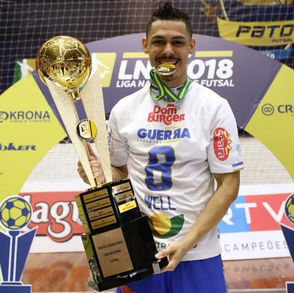 Well Pereira morador de Mauá, conquista o título de campeão da liga nacional de futsal 2018.