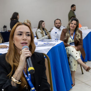 Primeira Dama e Presidente do fundo social de solidariedade Letícia Auriani leva experiências de Rio Grande da Serra para Escola de Primeiras-Damas em Águas de Lindóia