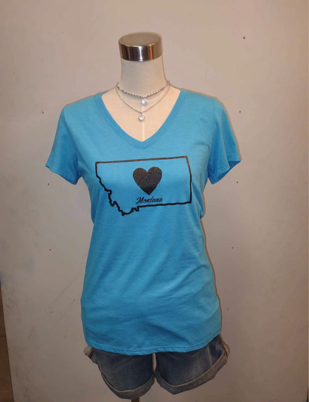 Montana Heart V-Neck Tee - Turquoise