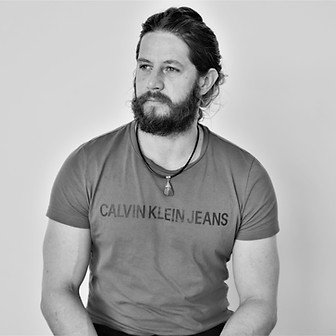 Ben Saravia Writer_edited.jpg