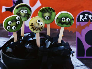 HALLOWEEN - Kiwifruit zombie pops