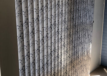 Vertical Blinds with Decorative Print