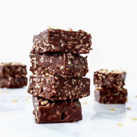 HEALTHY FUDGE RICE KRISPY TREATS