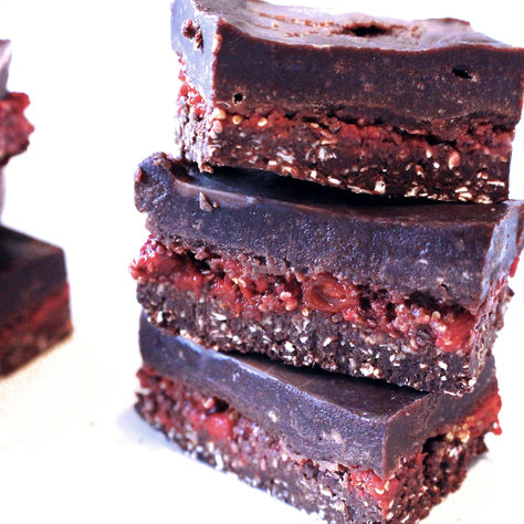 RAW CHOC BERRY SLICE