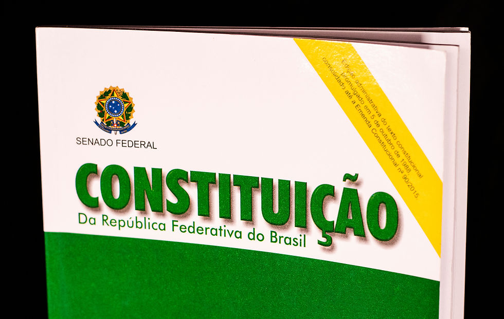 A Constituição exige pouca coisa para ser presidente. Pode ser presidente com Alzheimer.