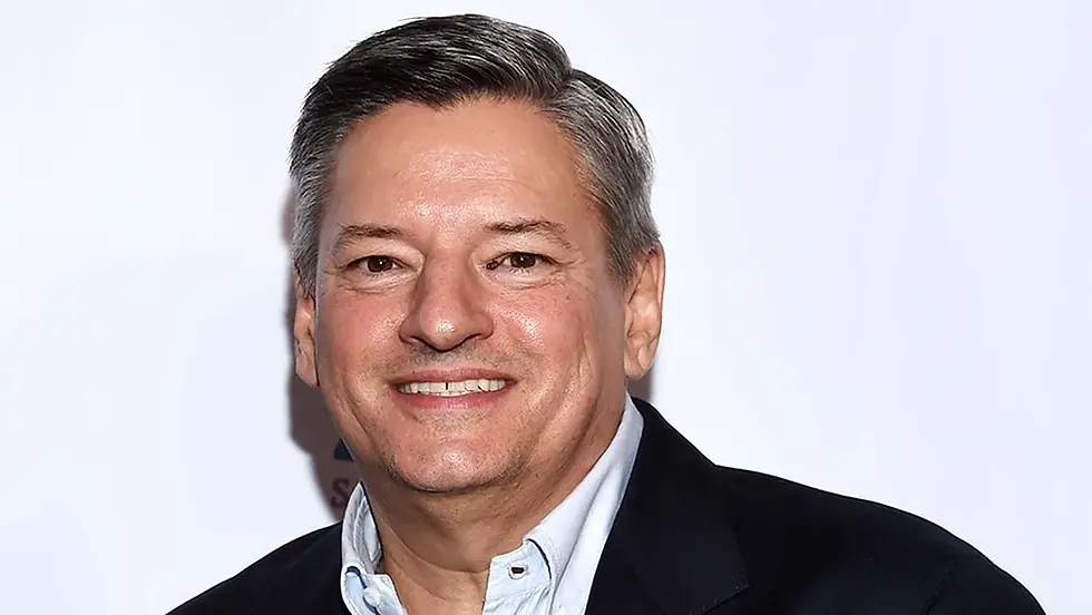Ted Sarandos, chefão da Netflix, acredita que o futuro está no streaming, não nos cinemas.
