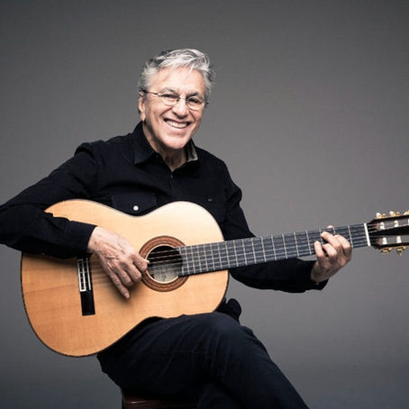 Chorem, masoquistas, pelos amores perdidos. Mas chorem ouvindo música. Cenas de uma despedida, narrativa de Melissa Zampronio, e sua trilha sonora: Cole Porter, na voz de Caetano, Laura Pergolizzi, Eydie Gormé e Los Panchos, Cole Porter com Ella Fitzgerald.
