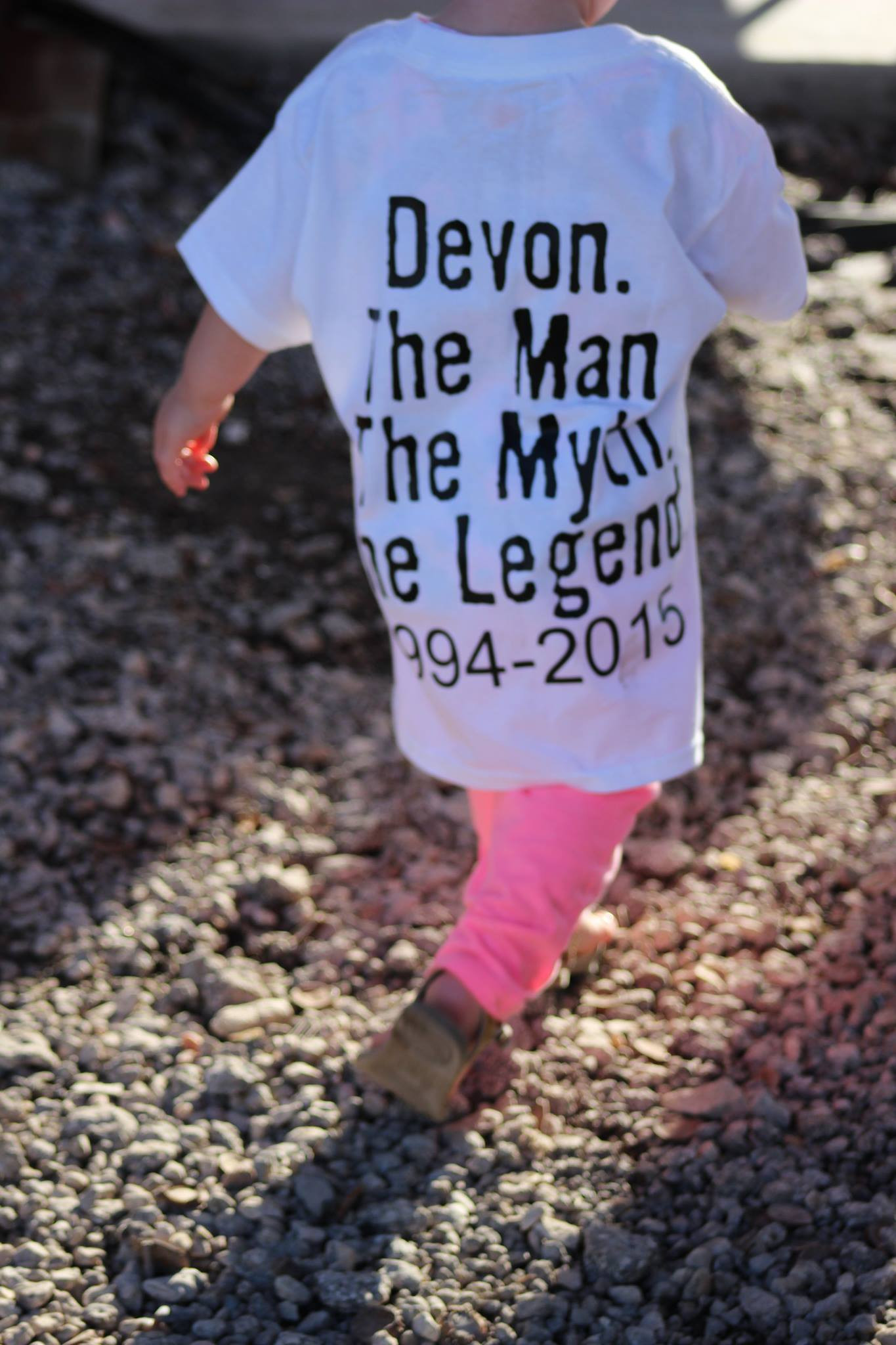 Youth "Legend" Scoop Neck T-Shirt