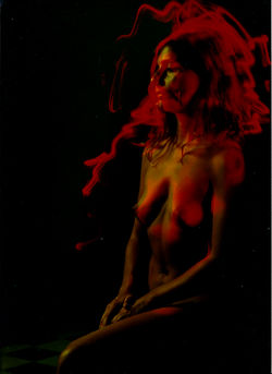 desnudo fuego