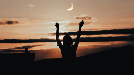 La lune et le cycle : comment se reconnecter à sa nature cyclique