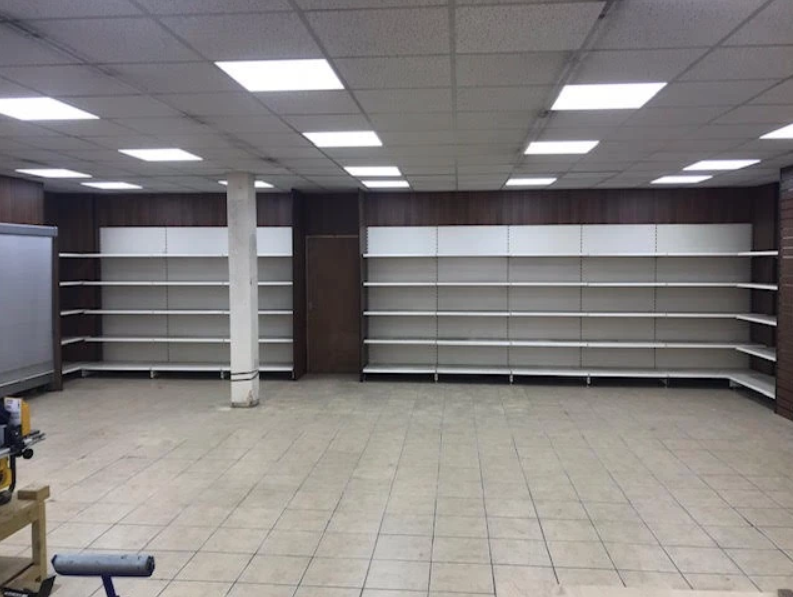 shop fit.close 8.png