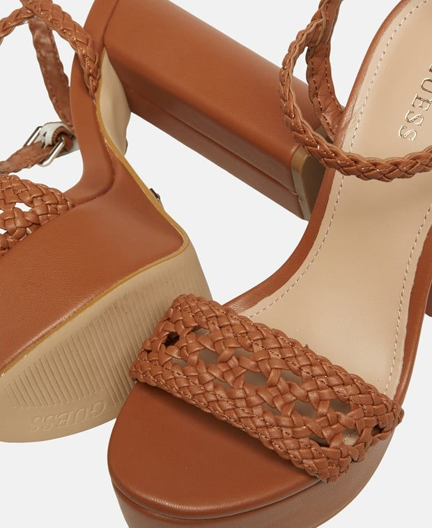 Miniatura: sandalias guess castanhas