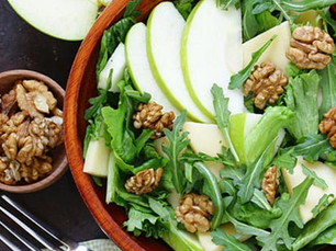 ENSALADA DE MANZANA Y NUEZ