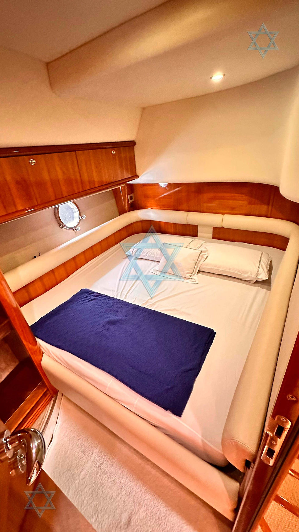 Miniatura: Intermarine 60