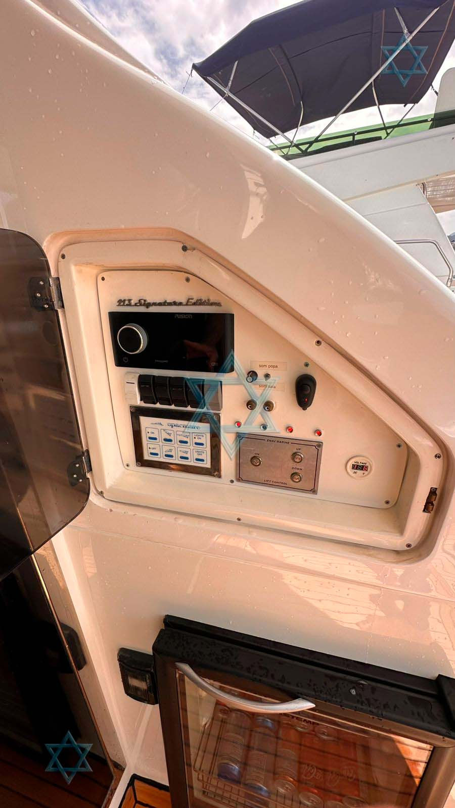 Miniatura: Intermarine 520