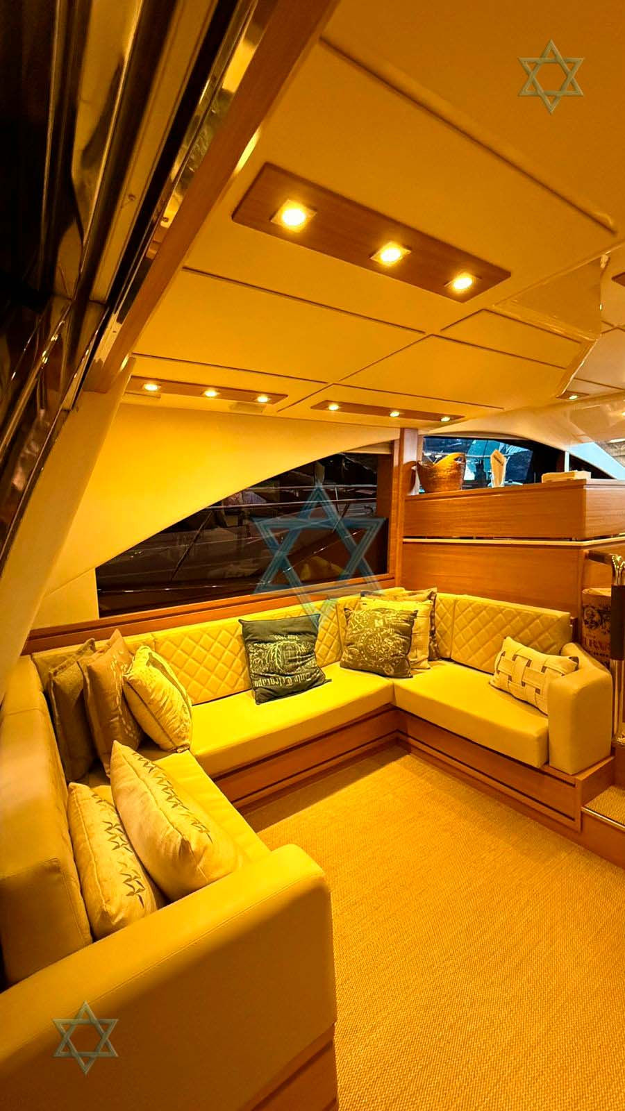 Miniatura: Intermarine 60