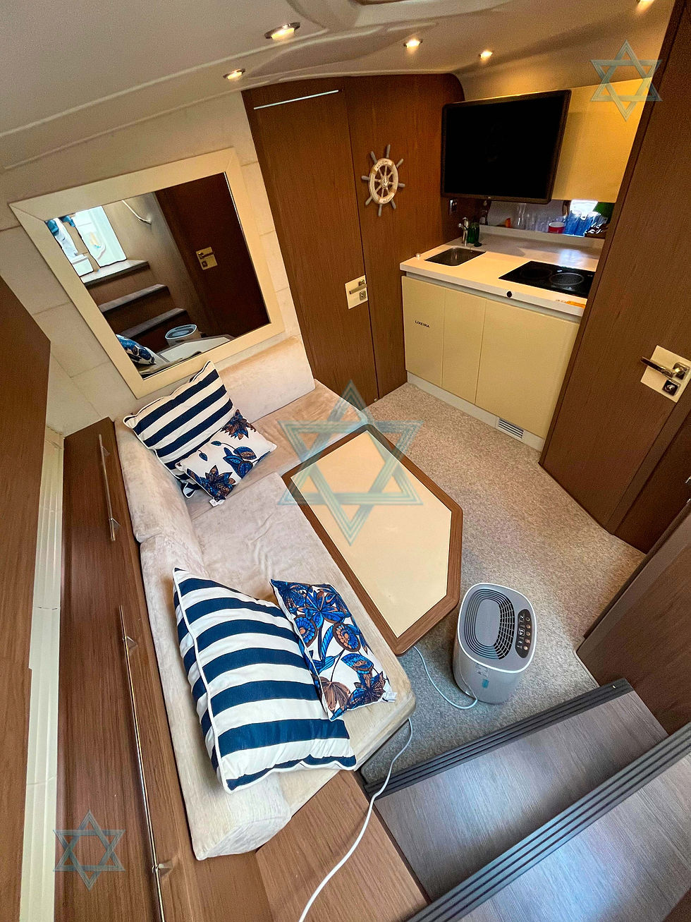 Miniatura: Beneteau 42