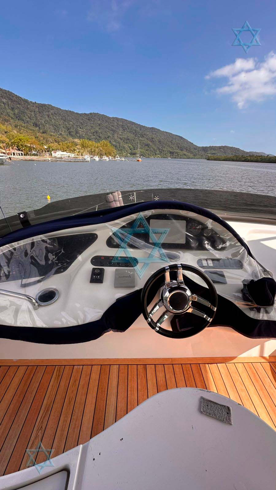 Miniatura: Intermarine 520