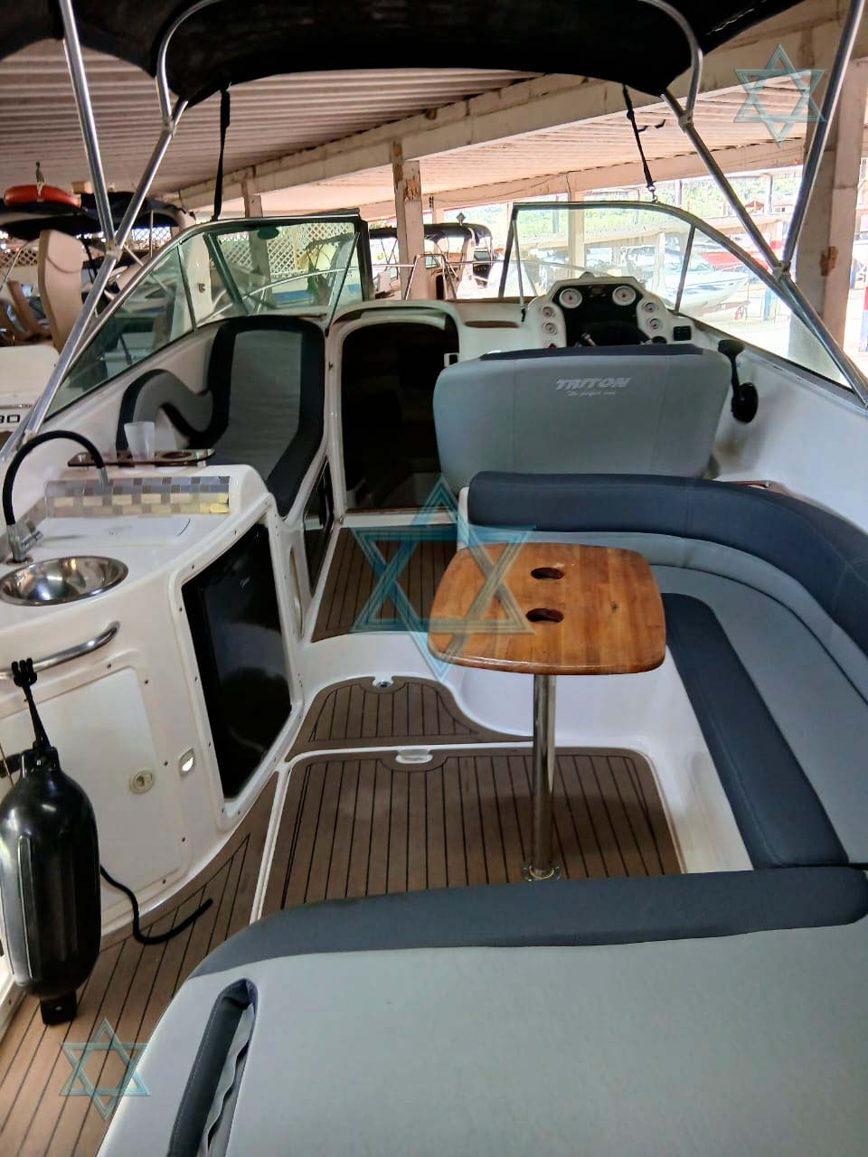 Miniatura: Triton 29
