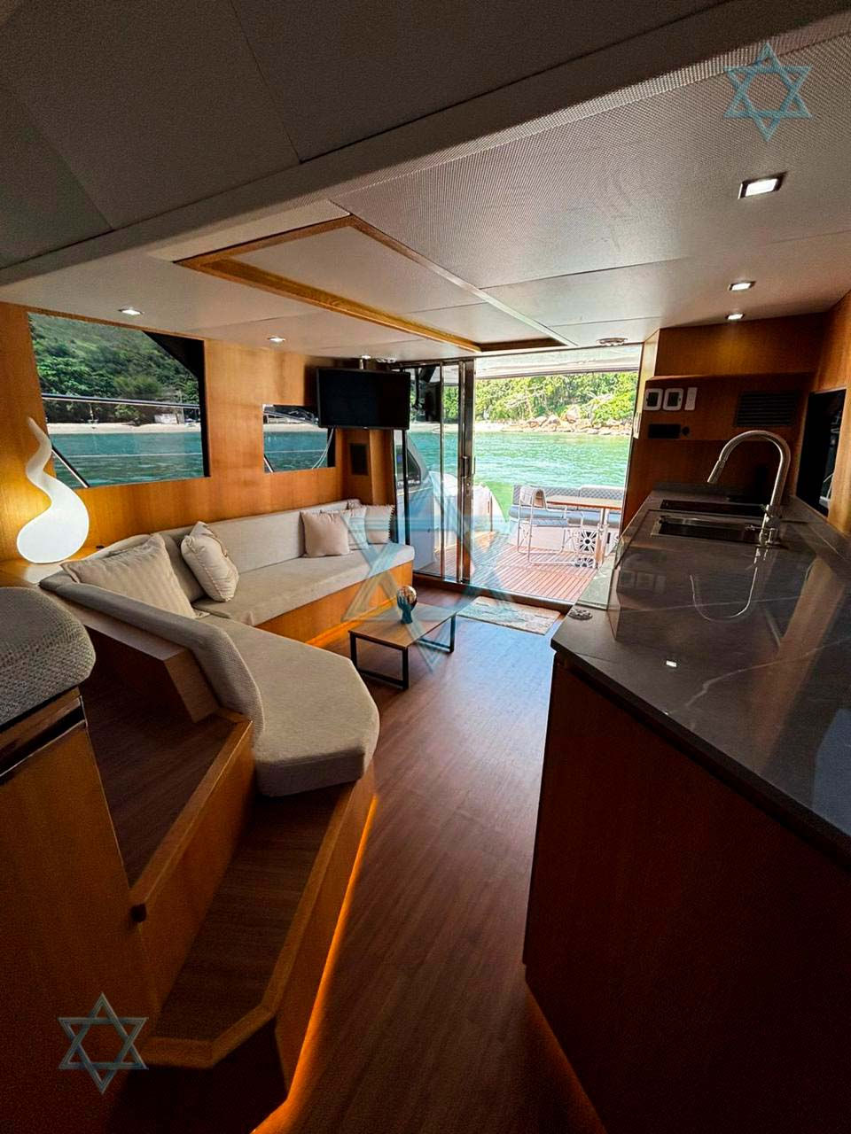 Miniatura: Intermarine 500 Full
