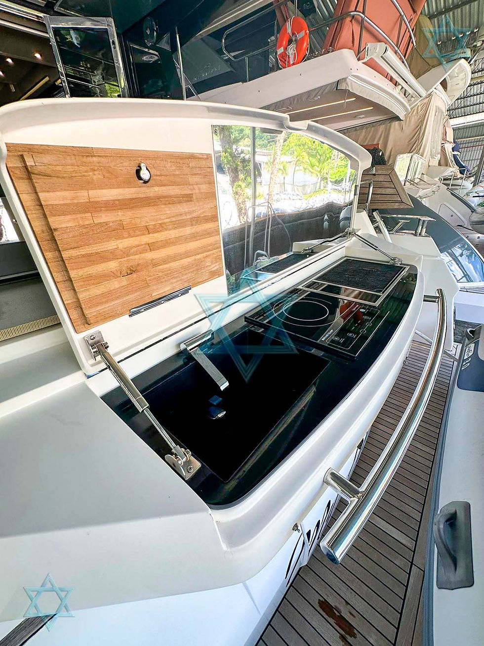 Miniatura: Okean 50 Fly