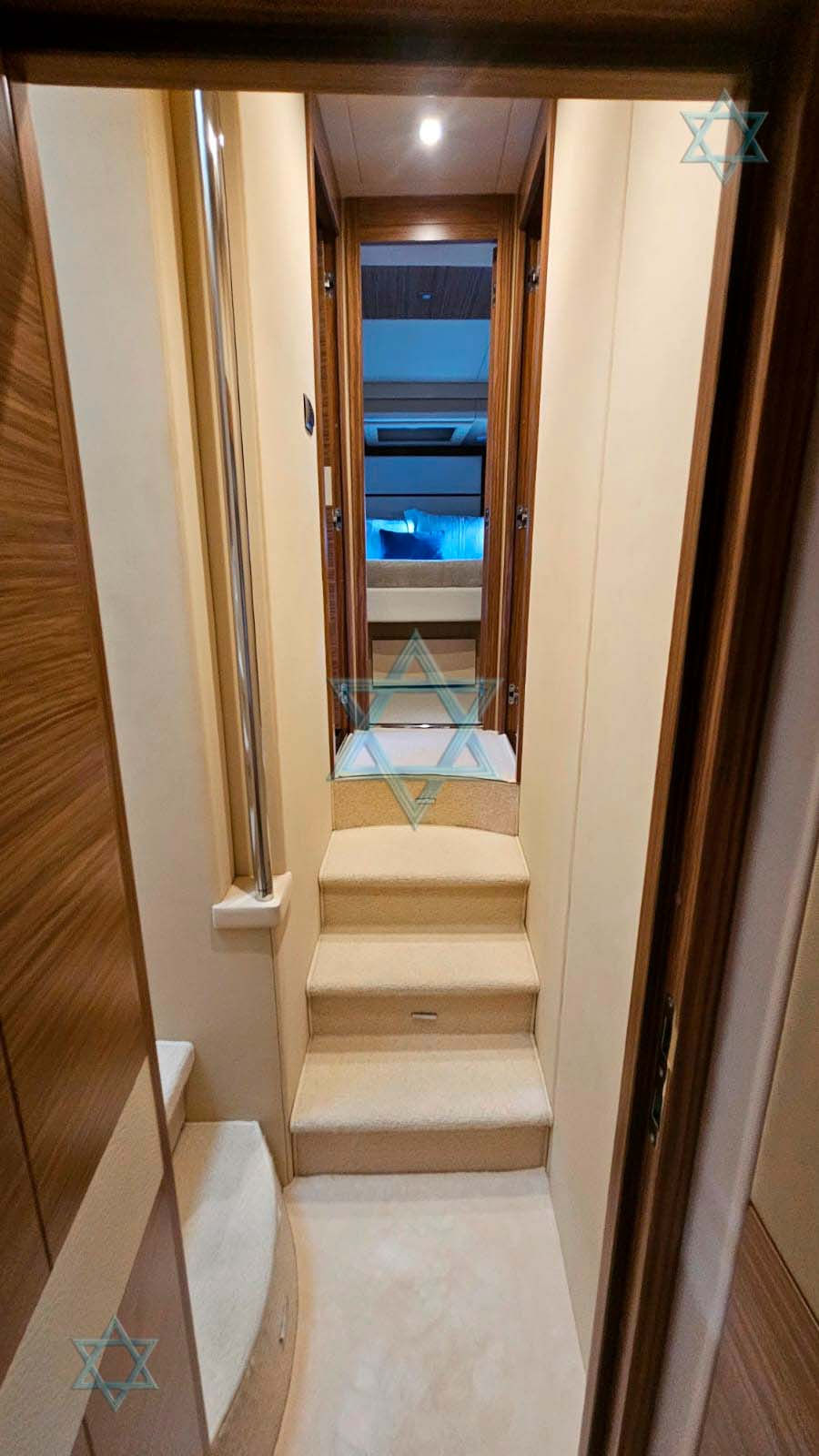 Miniatura: Azimut 60