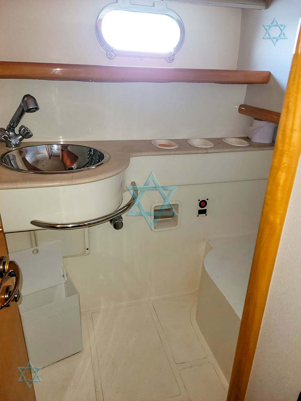 Miniatura: Ferretti 55