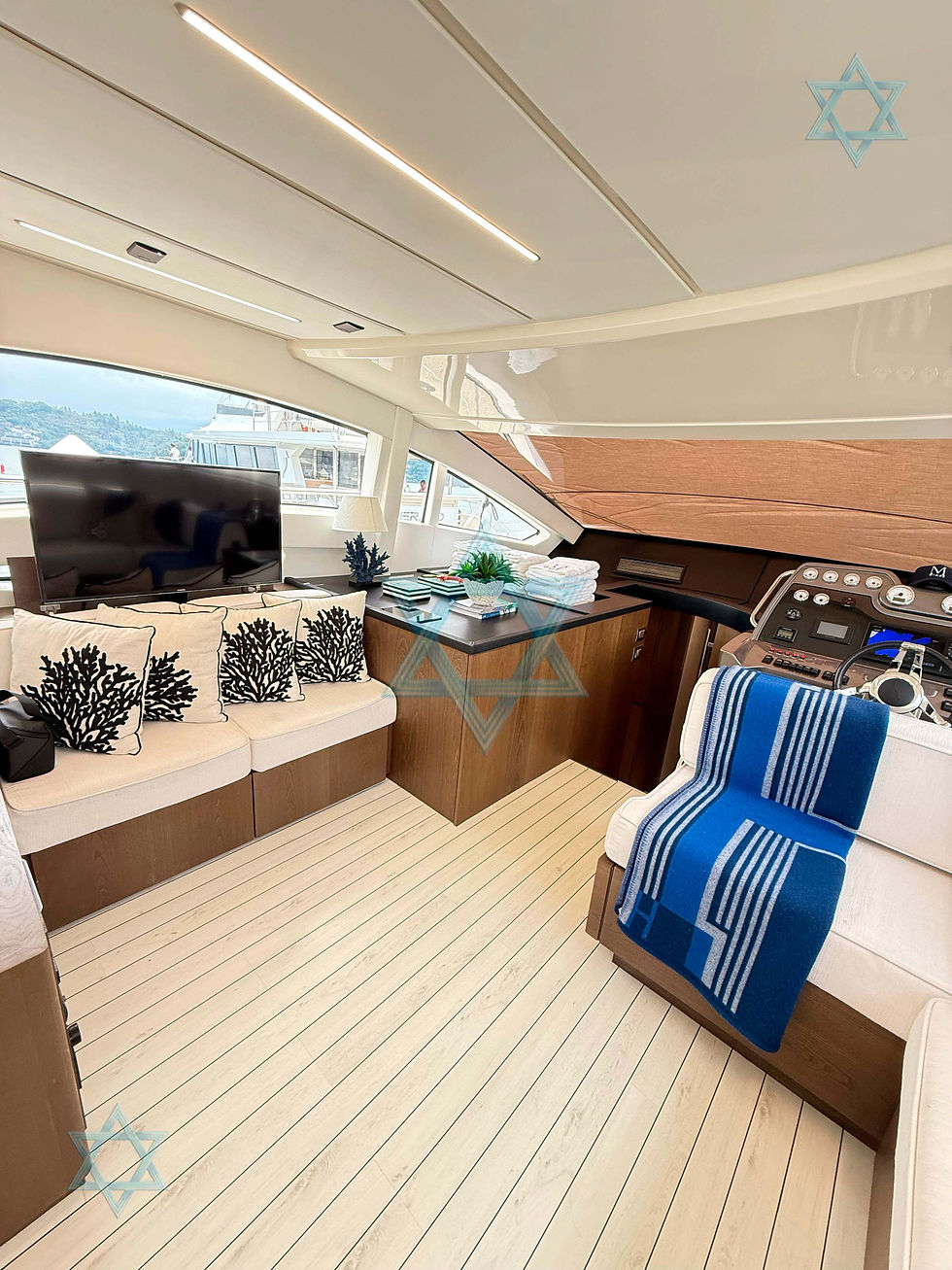 Miniatura: Intermarine 60