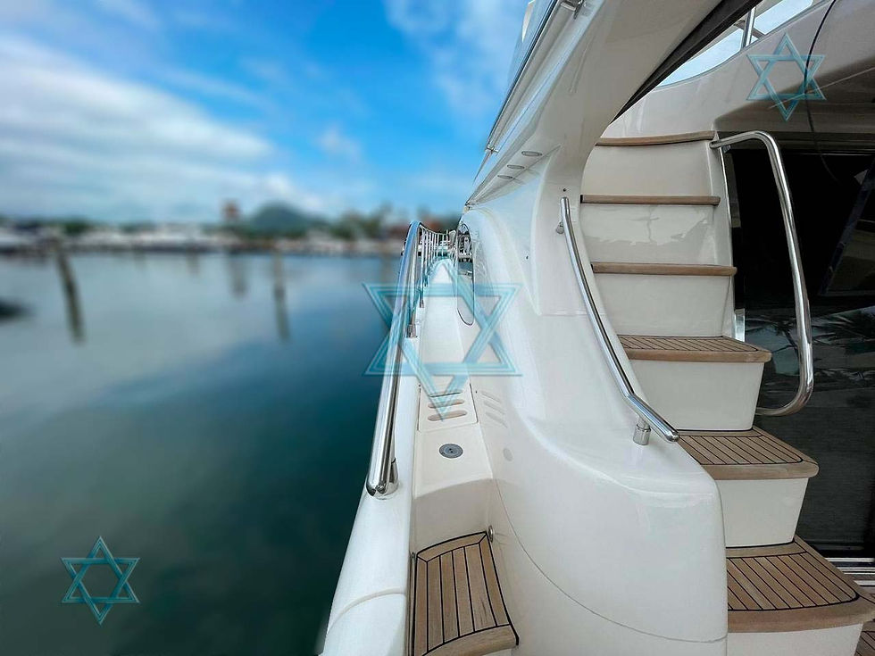 Miniatura: Intermarine Azimut 680