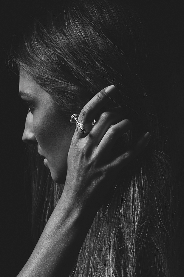 Thumbnail: ALPHA SINGLE RING - GOLD / CLEAR